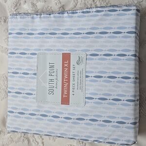 Blue and White Twin Sheet Set